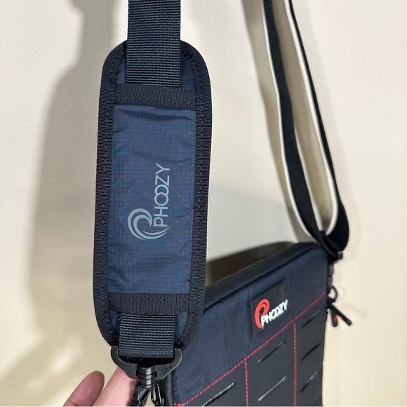 Tablet Case for iPad Air, Tablets up to 11" Cosmic Black canvas messenger bag - Picture 8 of 9